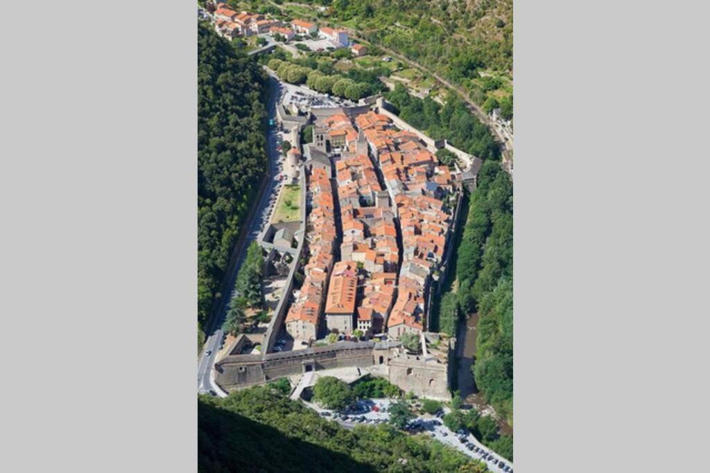 Les Maisons Du Conflent, Maisons Familiales En Pierre Au Coeur Des Remparts Villefranche-de-Conflent Zewnętrze zdjęcie